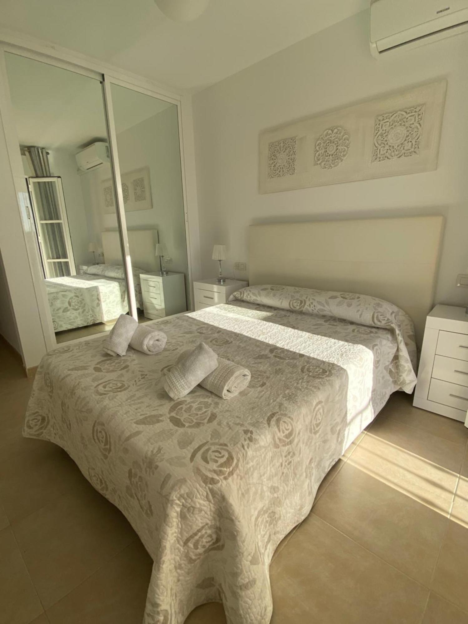 Apartamento Con Vistas Ла Кала де Михас Екстериор снимка